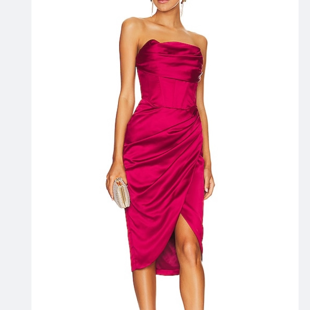 Berry strapless midi dress with slit